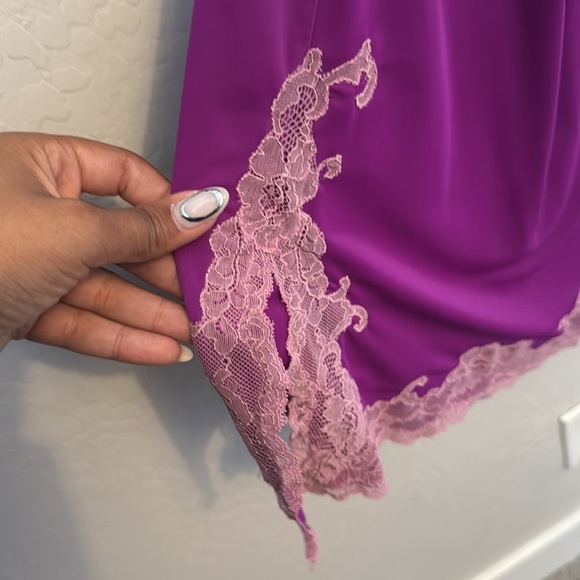 Natori Lace Trim Night Gown Size M - Picture 5 of 6